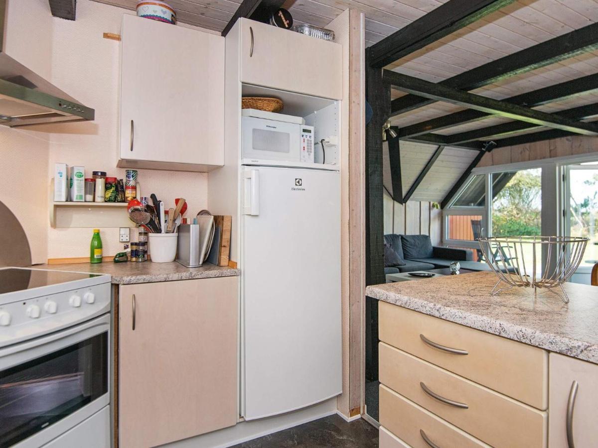 6 Person Holiday Home In R M Toftum  Buitenkant foto