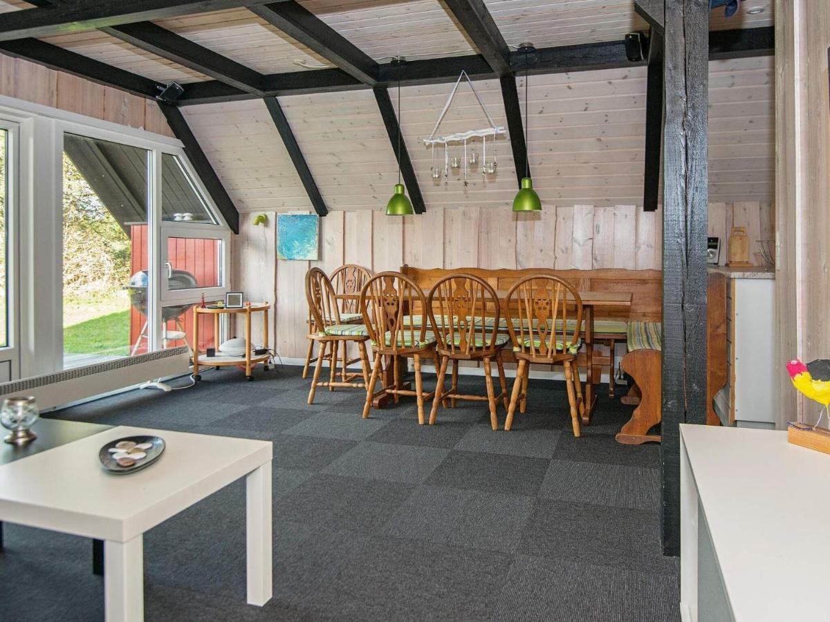 6 Person Holiday Home In R M Toftum  Buitenkant foto