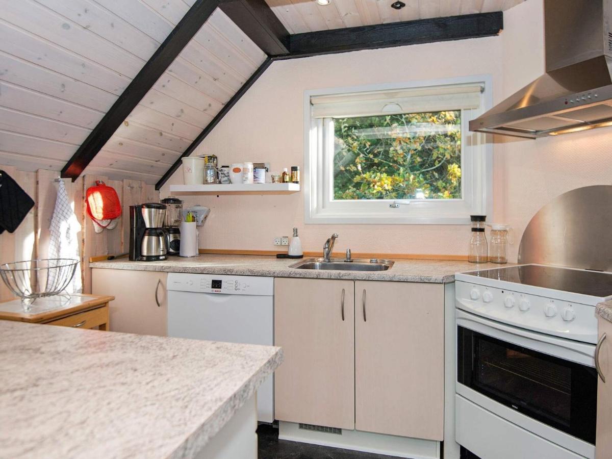 6 Person Holiday Home In R M Toftum  Buitenkant foto