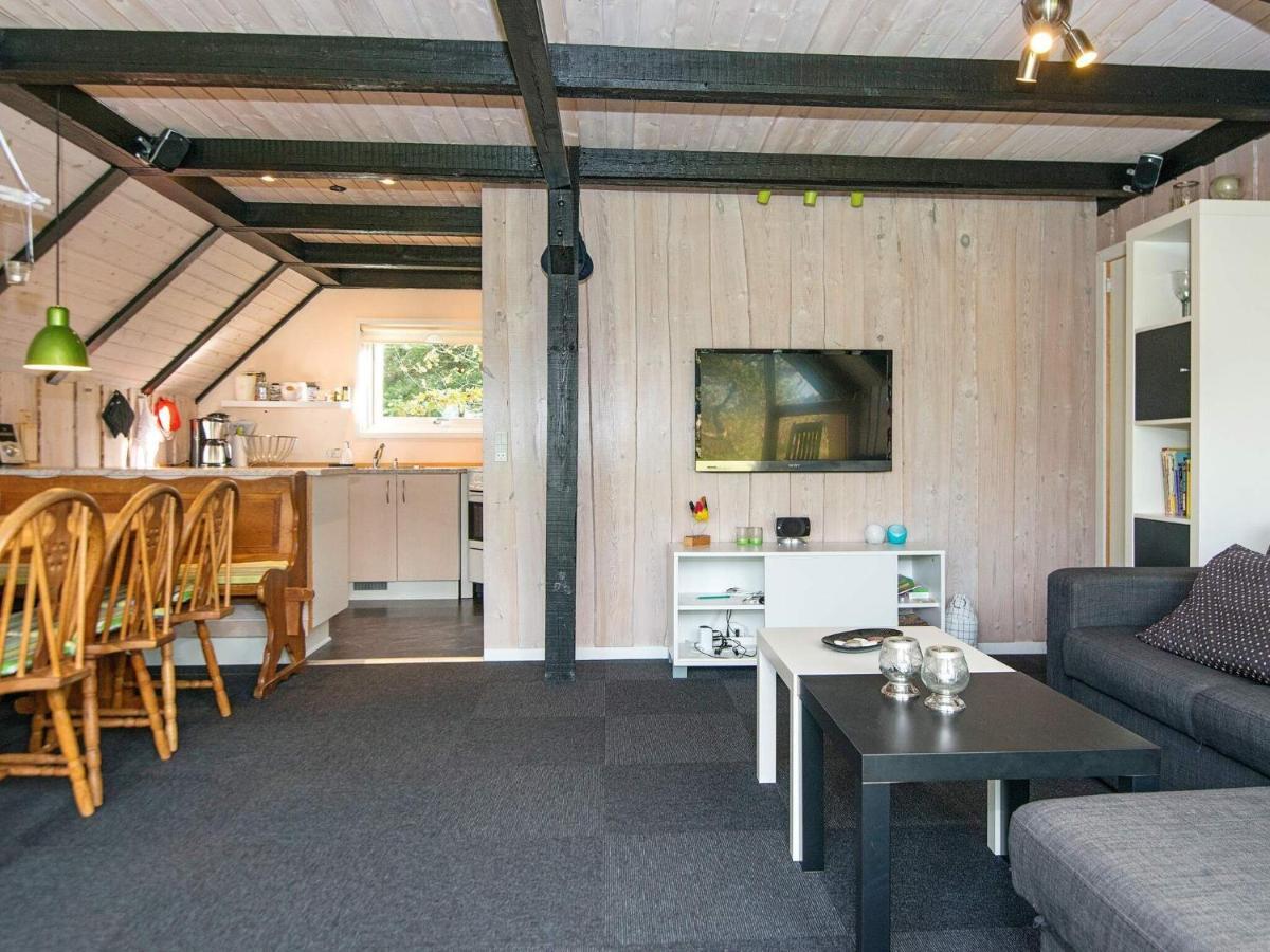 6 Person Holiday Home In R M Toftum  Buitenkant foto